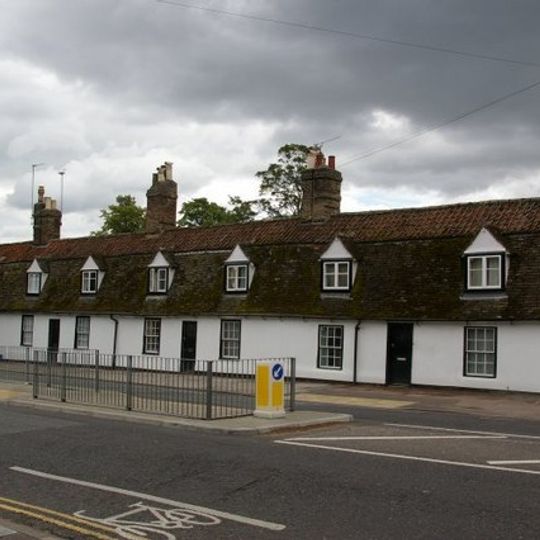 4-10, Chesterton Road