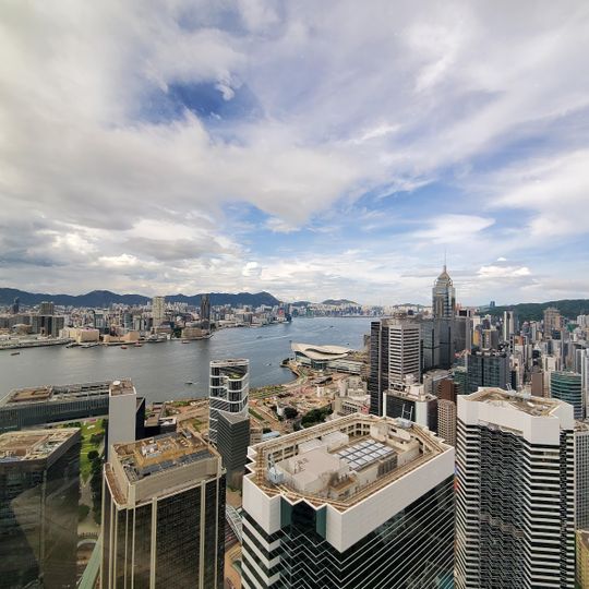Island Shangri-La Hong Kong