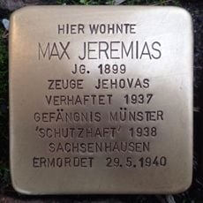 Stolperstein en memoria de Max Jeremias