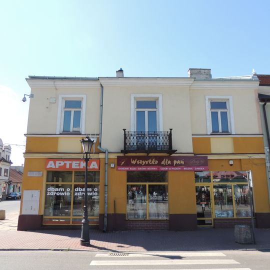 Nowy Rynek 13