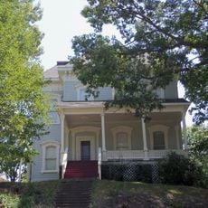 House at 919 Oneida Street