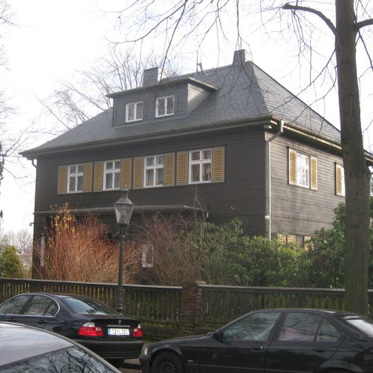 Wohnhaus mit Garten und Einfriedung Richard-Wagner-Straße 69