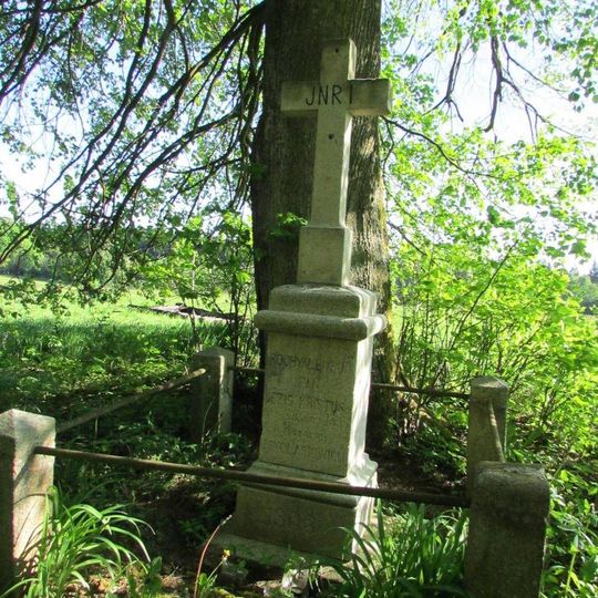 Kříž východně od obce Polesí