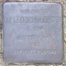 Stolperstein dedicated to Leo Schneeroff