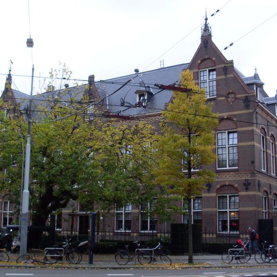 School Roelof Hartstraat