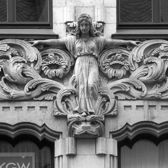 Mietshaus Gottschedstraße 11