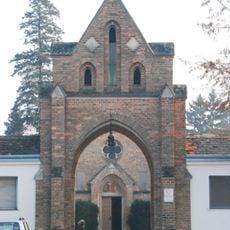 Hollabrunn Friedhofsportal