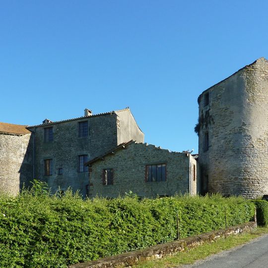 Castle of Saint-Michel-de-Vax