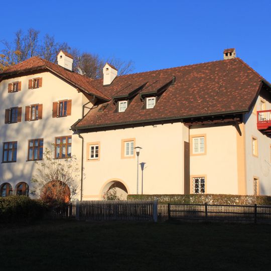 Schulhaus in Maria Himmelfahrt