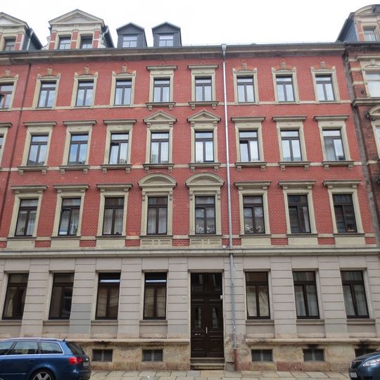 Mietshaus in geschlossener Bebauung Georgstraße 48