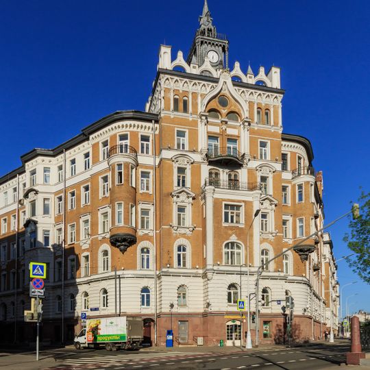 Sretensky Boulevard 6