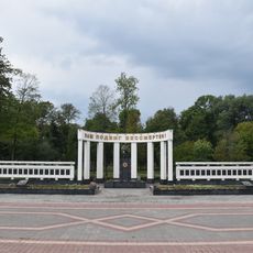 Memorial to fallen soldiers in Student garden square