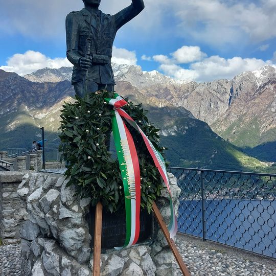 Monumento agli Alpini