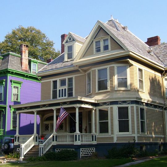 Academy Street Historic District