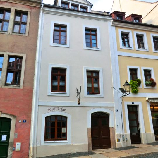 Wohnhaus in geschlossener Bebauung Nikolaistraße 8