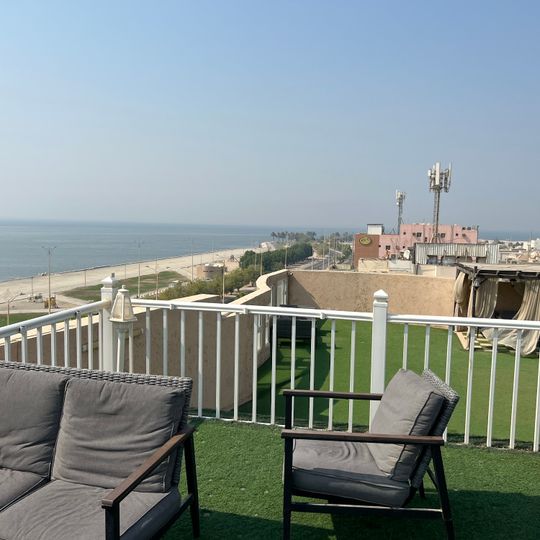 Golden garden al corniche hotel