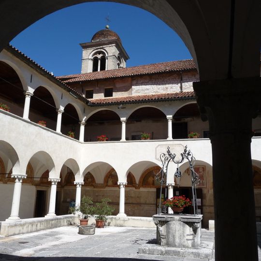 Basilica Santuario dei Santi Vittore e Corona