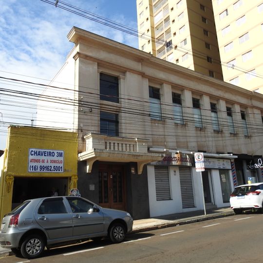 Imóvel à Rua Marechal Deodoro, nº 2069 a 2085