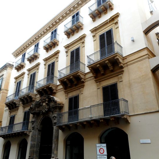 Palazzo Drago Ajroldi di Santacolomba
