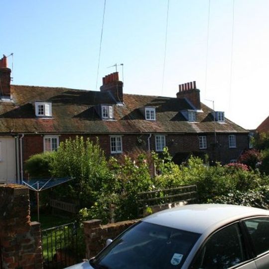 1-4, Beansheaf Terrace