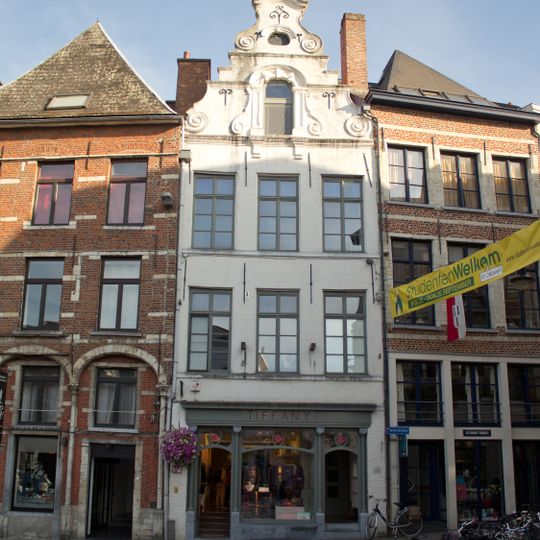 Burgerhuis "De Drye Heringhen"
