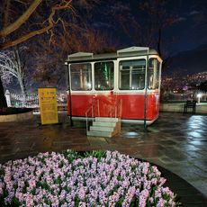 Vehicle, tourist attraction