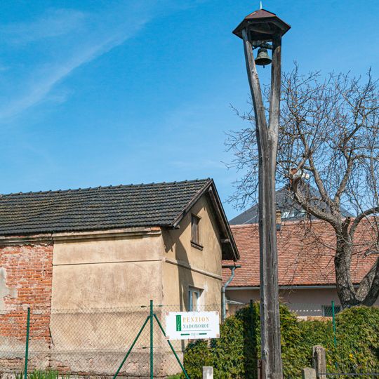 Zvonička ve Věkoších