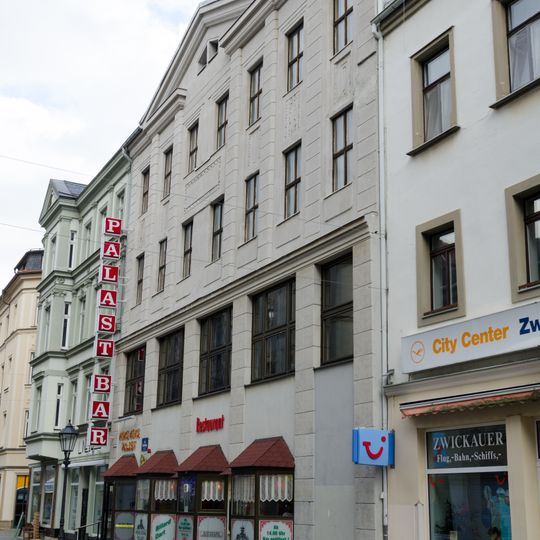 Ehemaliges Kaufhaus Hauptstraße 8