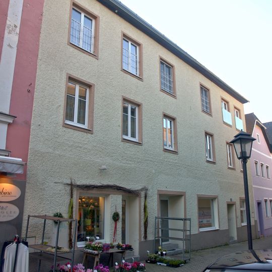 Wohnhaus, sog. Wenzlhaus