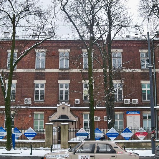 Budynek przy ulicy Nowowiejskiej 31