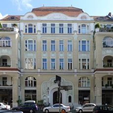 Mietshaus, Läden Goethestraße 69