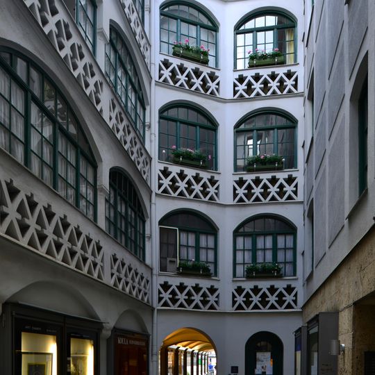 Residenzstraße 13