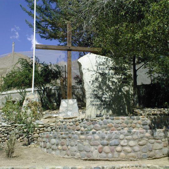 Tumba de Gabriela Mistral