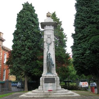 Smethwick War Memorial, Victoria Park