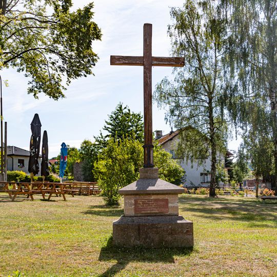 Dřevěný kříž v Dobrém