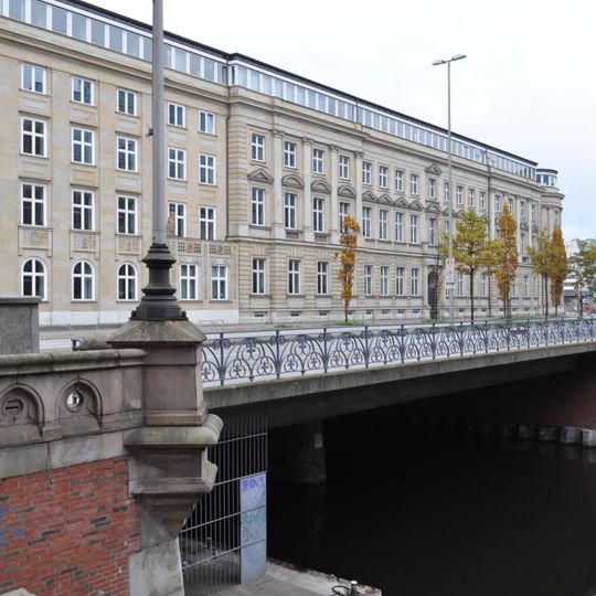 Stadthausbrücke