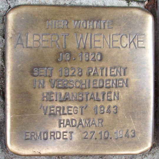 Stolperstein em memória de Albert Wienecke