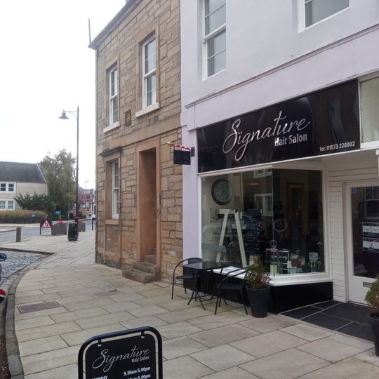 1 Simon Square, Kelso