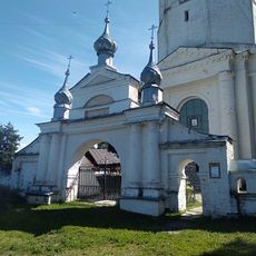 Ограда с воротами (Кощеево)