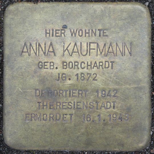 Stolperstein à la mémoire d’Anna Kaufmann