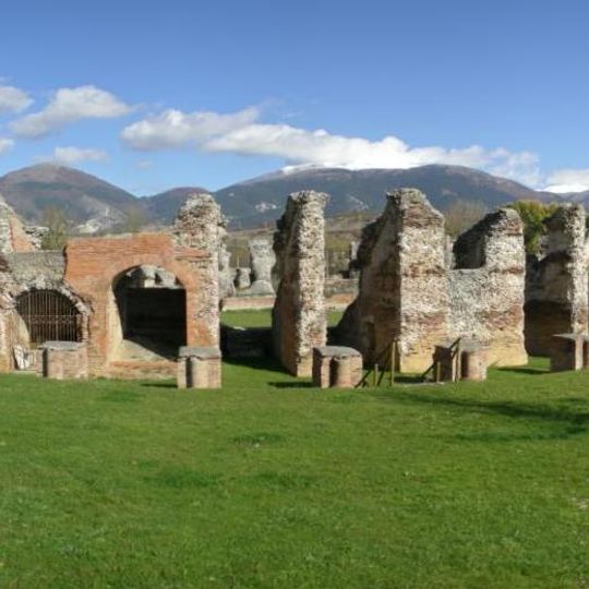 Anfiteatro romano de Amiternum