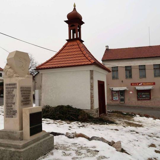 Pomník padlým ve světových válkách v Oseku