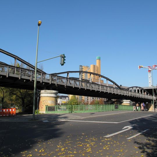 Hochbahnbrücke U2