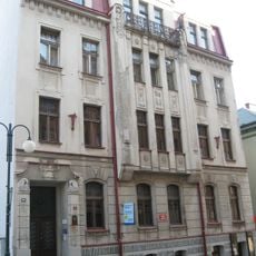 Mírové náměstí 11