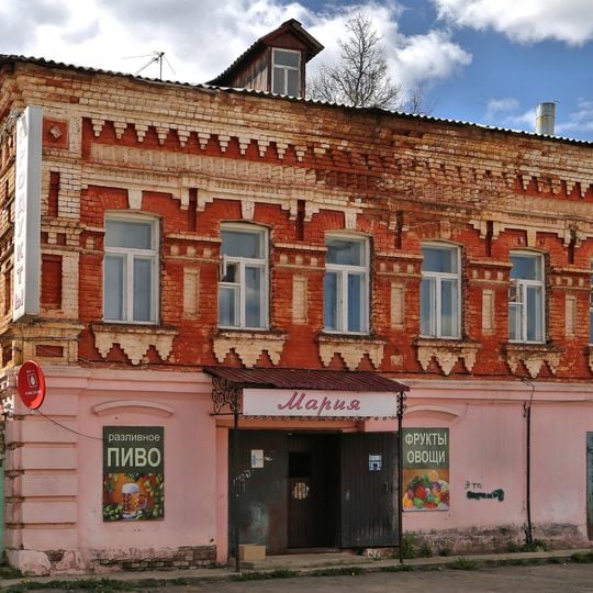 Дом с лавкой