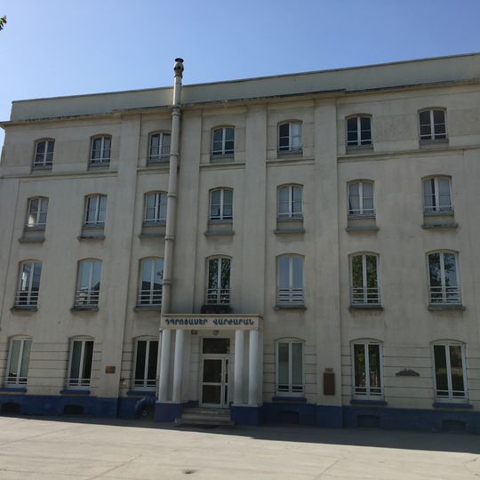 École Tebrotzassère