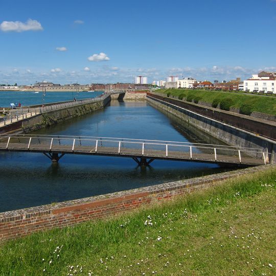 Long Curtain, King's Bastion and Spur Redoubt