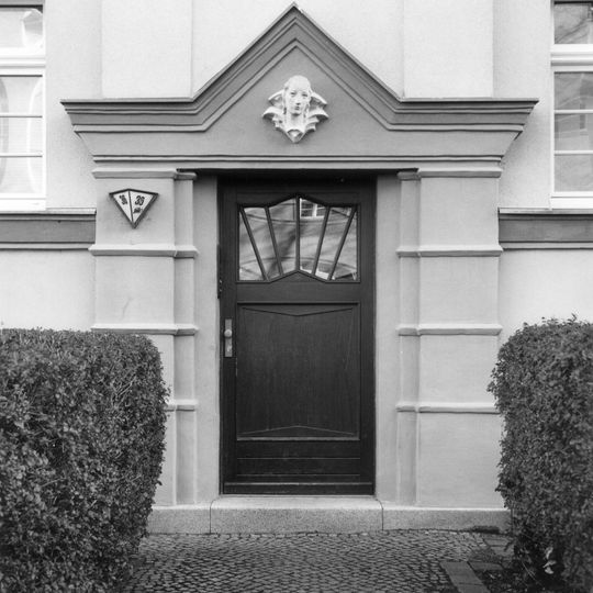 Paul-Heyse-Straße 32; 34; 36; 38; 40; 42; 44; 46