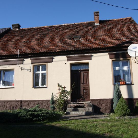 5 Kościelna Street in Bledzew