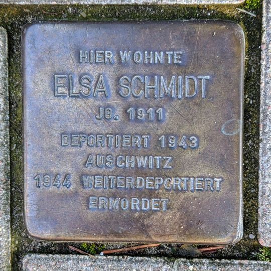 Stolperstein en memoria de Elsa Schmidt